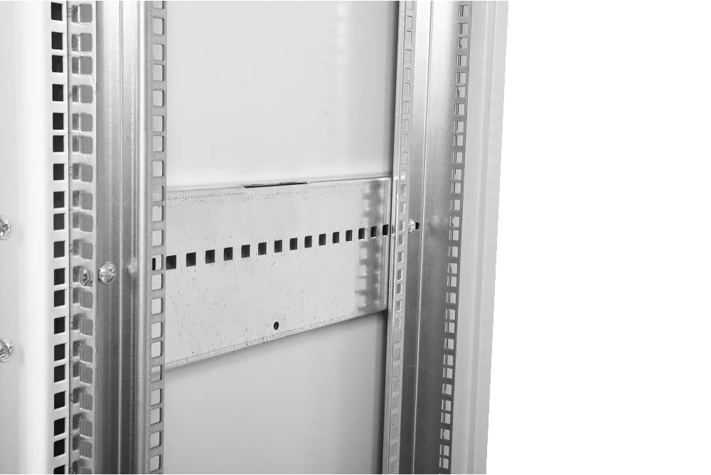 ЦМО ШТК-М-47.6.8-3ААА Напольный 47U телекоммуникационный шкаф 19"