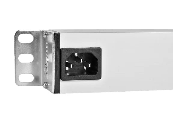 Rem R-10-6S-5C13-I-440-Z Горизонтальный блок розеток 19" , до 10А