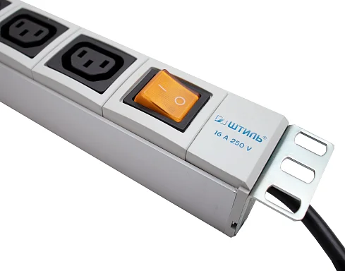 Штиль PDU-8xC13-Schuko  блок розеток  , до