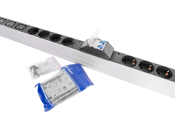 Rem R-32-2x(10S-6C19-A-Am)-1820-K Вертикальный блок розеток 19" , до 32А