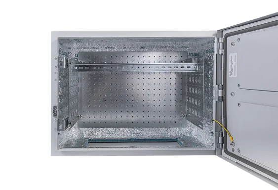 ЦМО ШТВ-Н-6.6.3-4ААА Настенный всепогодный уличный шкаф 6U