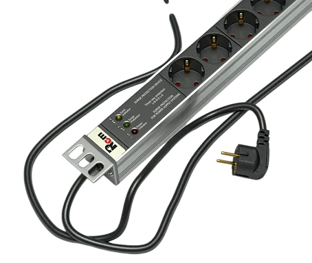 Rem R-16-25S-FI-1820-3 Вертикальный блок розеток 19" , до 16А