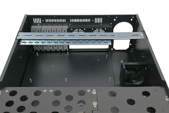 Cabeus CL-407L (7216c) Серверный корпус
